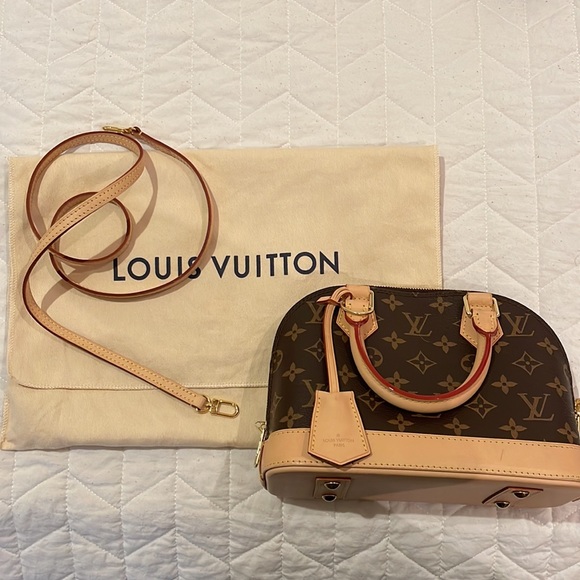 Louis Vuitton Alma BB - Picture 3 of 4